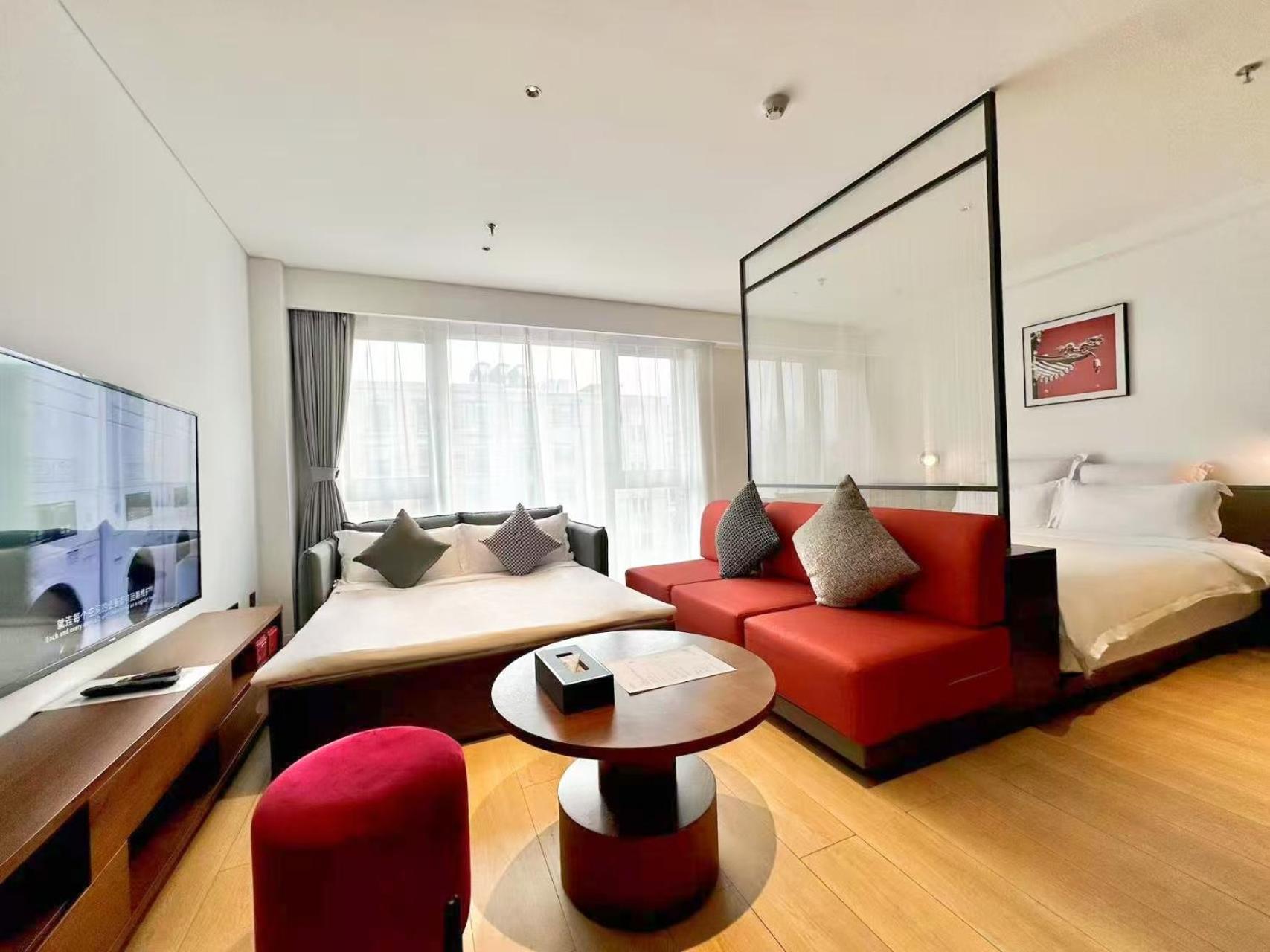 Base-Beijing Wangfujing Serviced Apartment- In Hutong &Bike Rental &Close To Forbidden City, Tian'Anmen Square &Subway Nearby &Free Coffee &Washing Machine,Kitchen &Restaurant Discount &English Speaking &High Speed Free Wifi מראה חיצוני תמונה